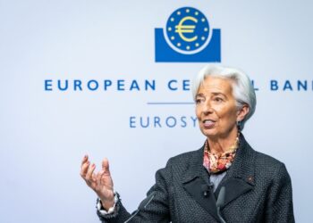 ECB president calls for regulation expansion in EU cryptocurrency law after FTX crash