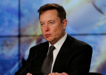 Elon Musk is looking for a new Twitter executive
