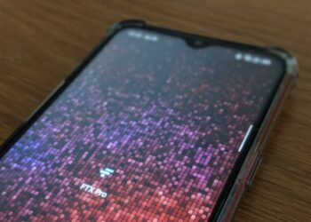 Berkshire Hathaway VP Shares His Thoughts On Crypto After FTX Crash