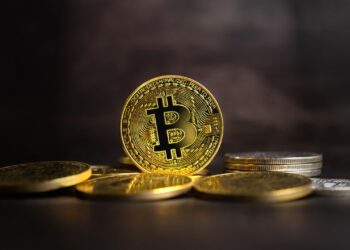 More than 100 Bitcoin suddenly moved from QuadrigaCX cold wallet after three years of "sleep"