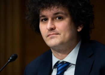 Sam Bankman-Fried "upside down" appearing to testify at the US House of Representatives hearing on FTX