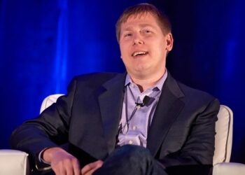 DCG shuts down its headquarters, the department that manages $3.5 billion in assets