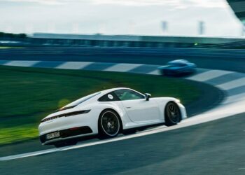 Porsche's NFT sale was ignored by the community due to the high price of the mint