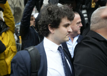 Sam Bankman-Fried pleads not guilty, will fight legally with US authorities