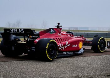 The Ferrari racing team concludes the partnership with the blockchain company