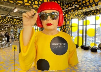 Louis Vuitton shakes hands with the "Queen of Polka Dots" to issue NFTs