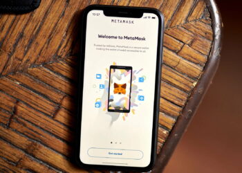 MetaMask warns of a new form of email scam