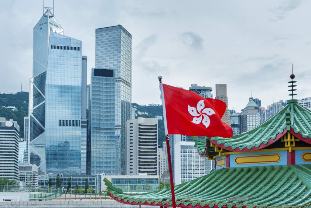 Rumor: China reopens to crypto, starting from Hong Kong - The CEO of Coinbase reacts strongly