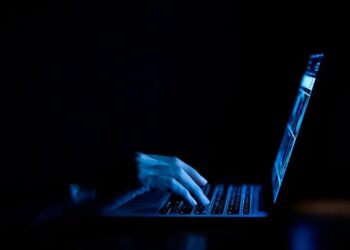 The DeFi Platypus protocol suffers from a flash lending attack - USP depeg deep