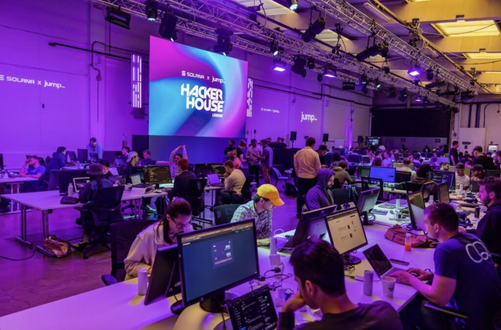 Solana's Hacker House event is about to take place in Ho Chi Minh City