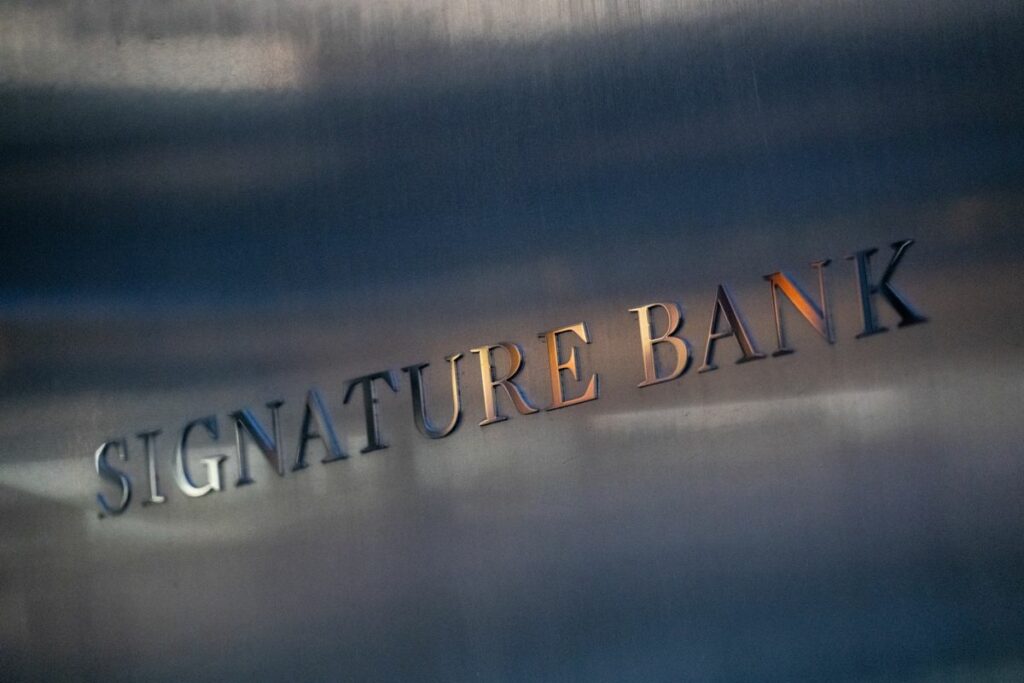 US Closes Signature Bank Because It Wants To “Show Prestige” In Front Of The Cryptocurrency Industry?