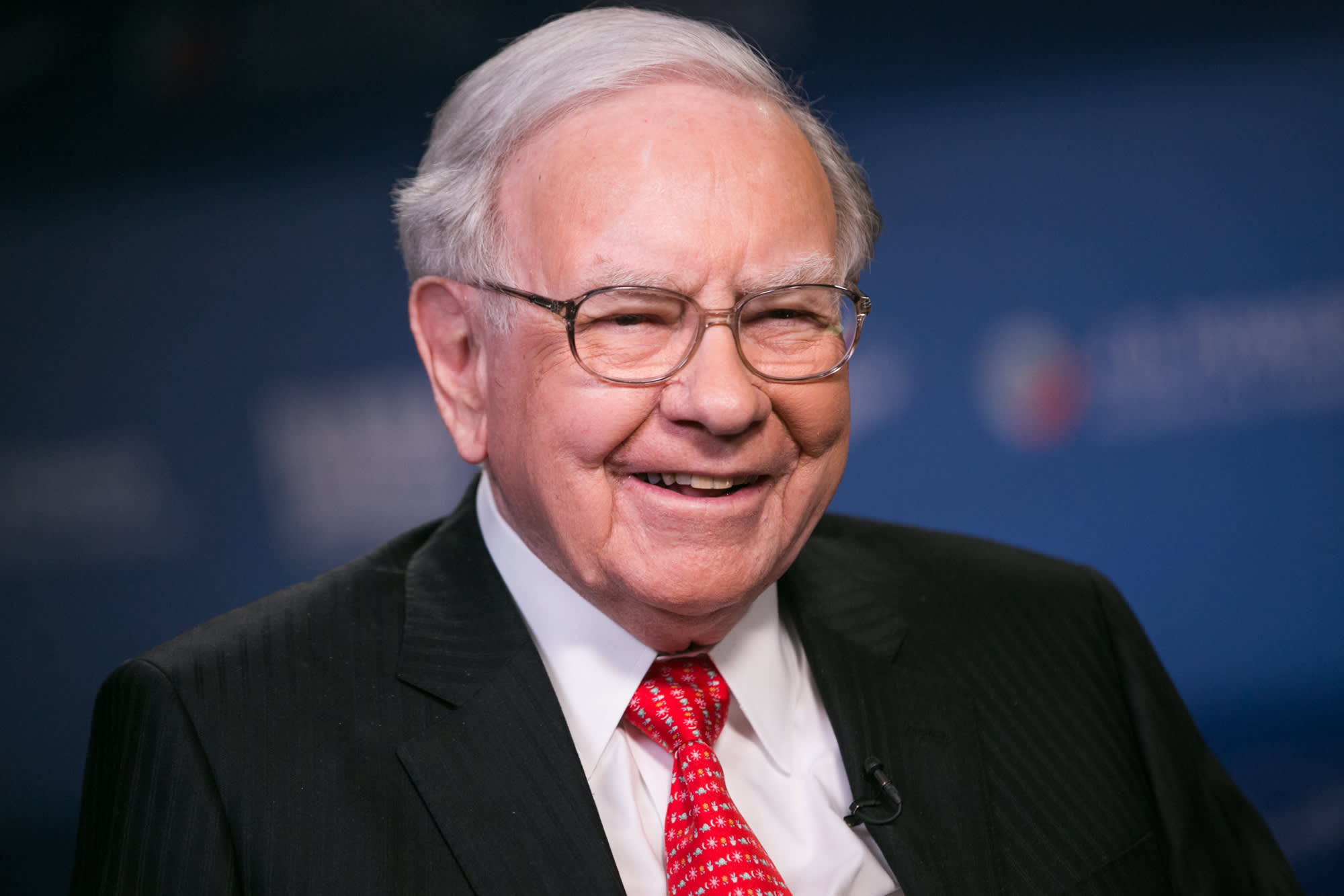 Who is Warren Buffett?  Investment philosophy and journey towards building an illustrious career