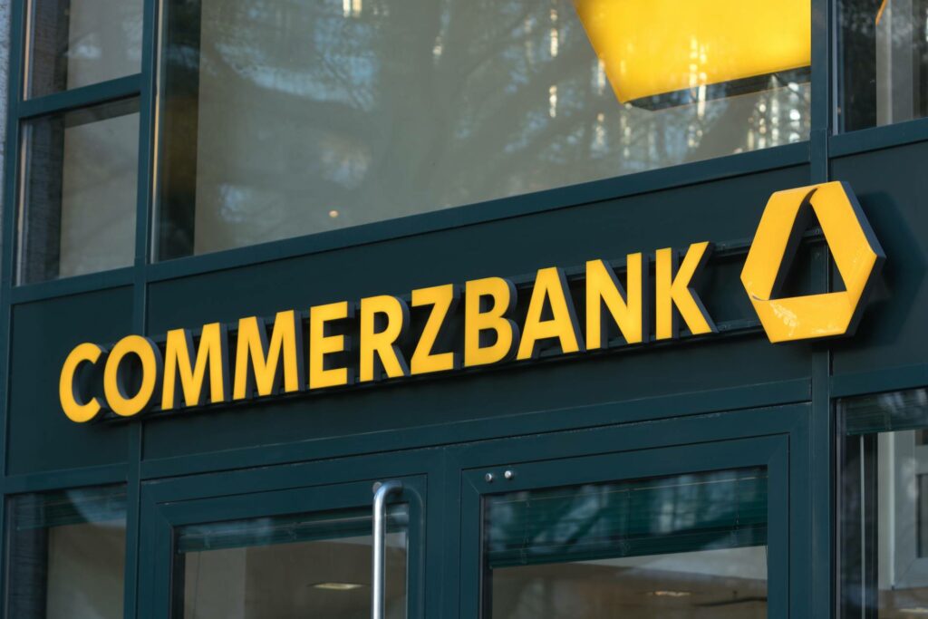 Commerzbank, the fourth largest German bank, is authorized to store cryptocurrencies