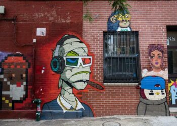 NFT trading volume increased 32% in October, going green for the first time in a year