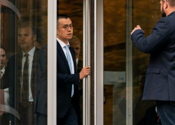 US officials want to keep CZ Binance in the US pending the ruling