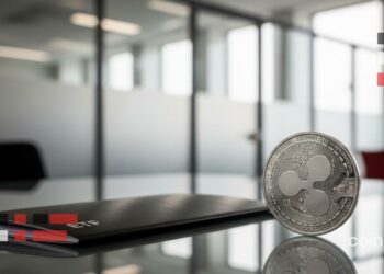 xrp gains on etf outflows whales